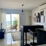 New, Nucleos Luxury Sea View Apartment, Pool *