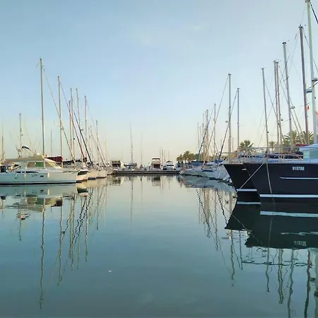 New, Nucleos Luxury Sea View Apartment, Pool Τορρεμολίνος