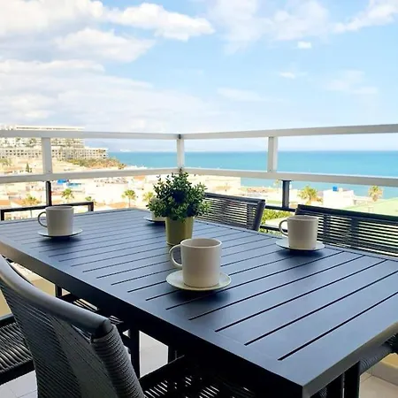 Apartamento New, Nucleos Luxury Sea View Apartment, Pool