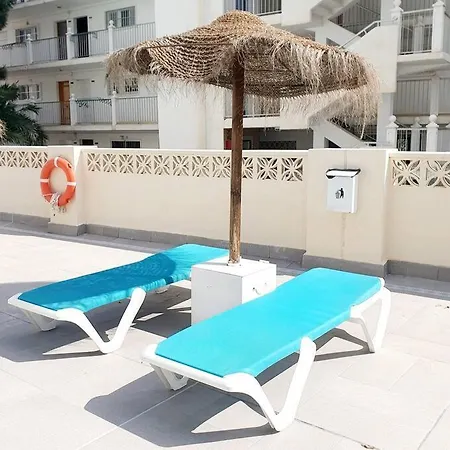 Lejlighed New, Nucleos Luxury Sea View Apartment, Pool