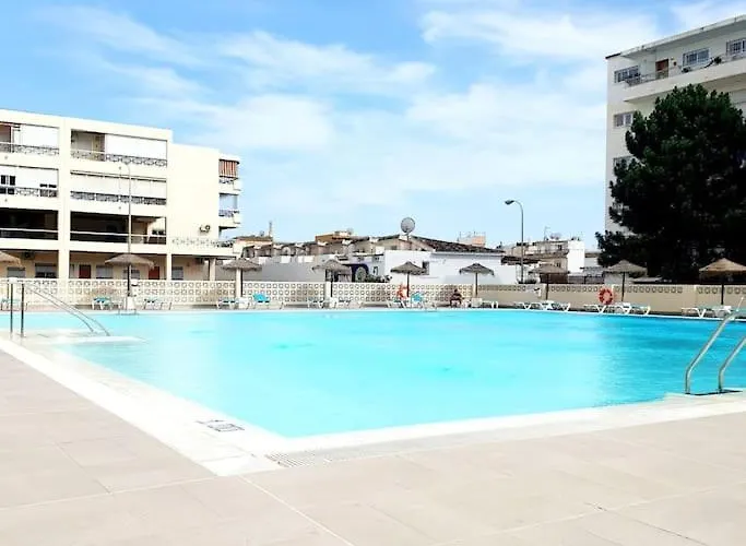 New, Nucleos Luxury Sea View Apartment, Pool