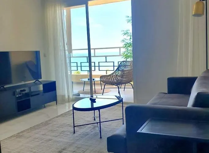 Apartment New, Nucleos Luxury Sea View Apartment, Pool Torremolinos