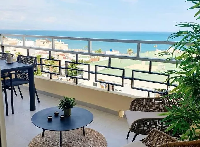 Appartement New, Nucleos Luxury Sea View Apartment, Pool *