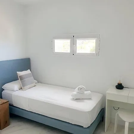 New, Nucleos Luxury Sea View Apartment, Pool Torremolinos