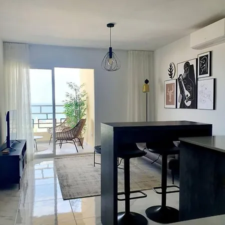 New, Nucleos Luxury Sea View Apartment, Pool *